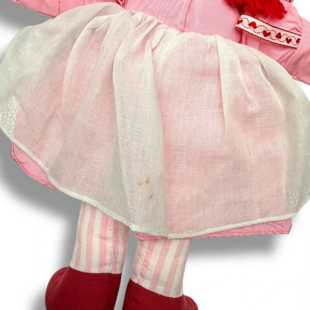 Vintage 2003 Raggedy Ann NWT Pink Dress Plush Doll Red Yarn Hair 16